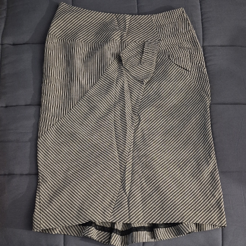 Worthington Black and White Striped Pencil Skirt
